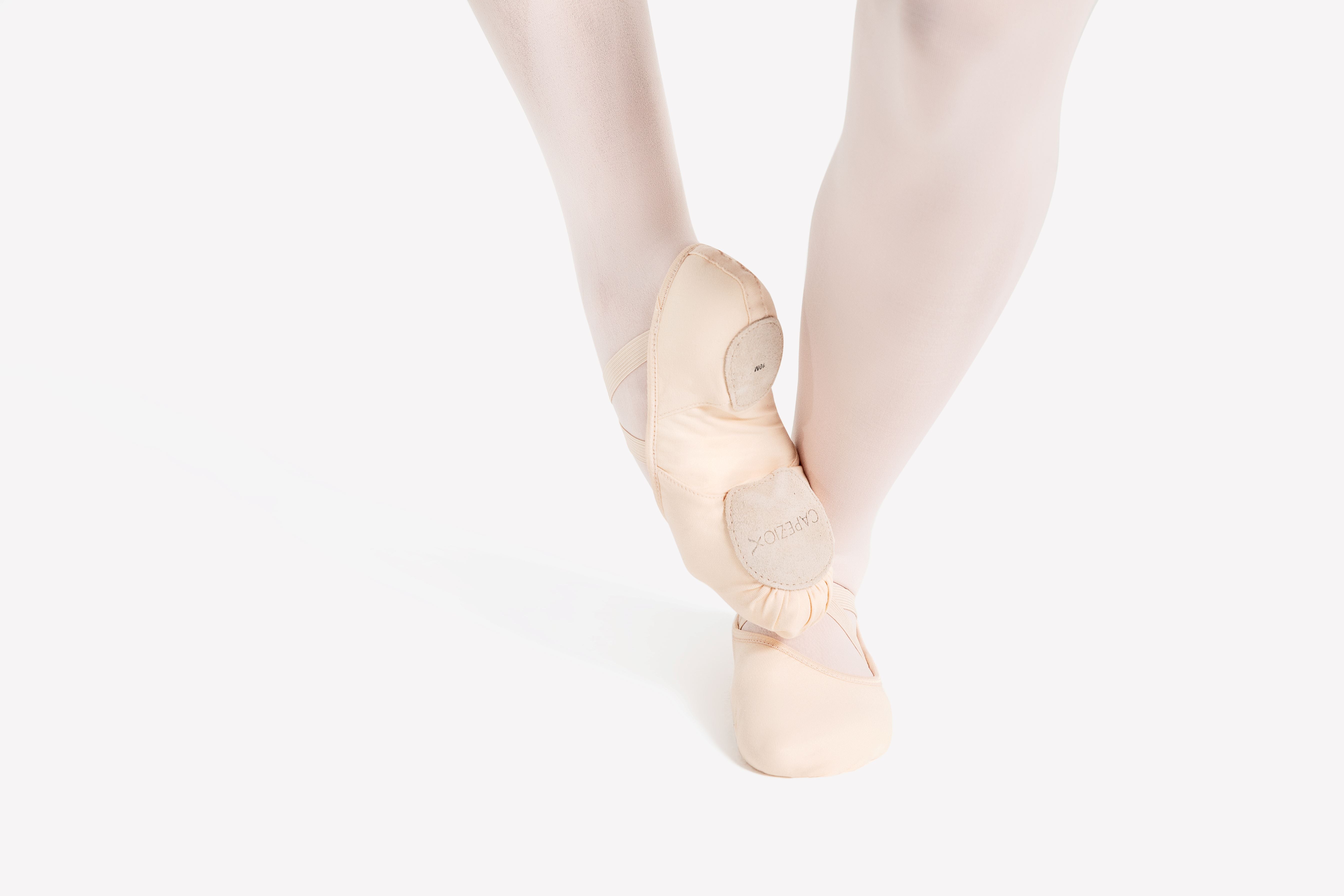 CAPEZIO - Hanami® Canvas Ballet Shoe