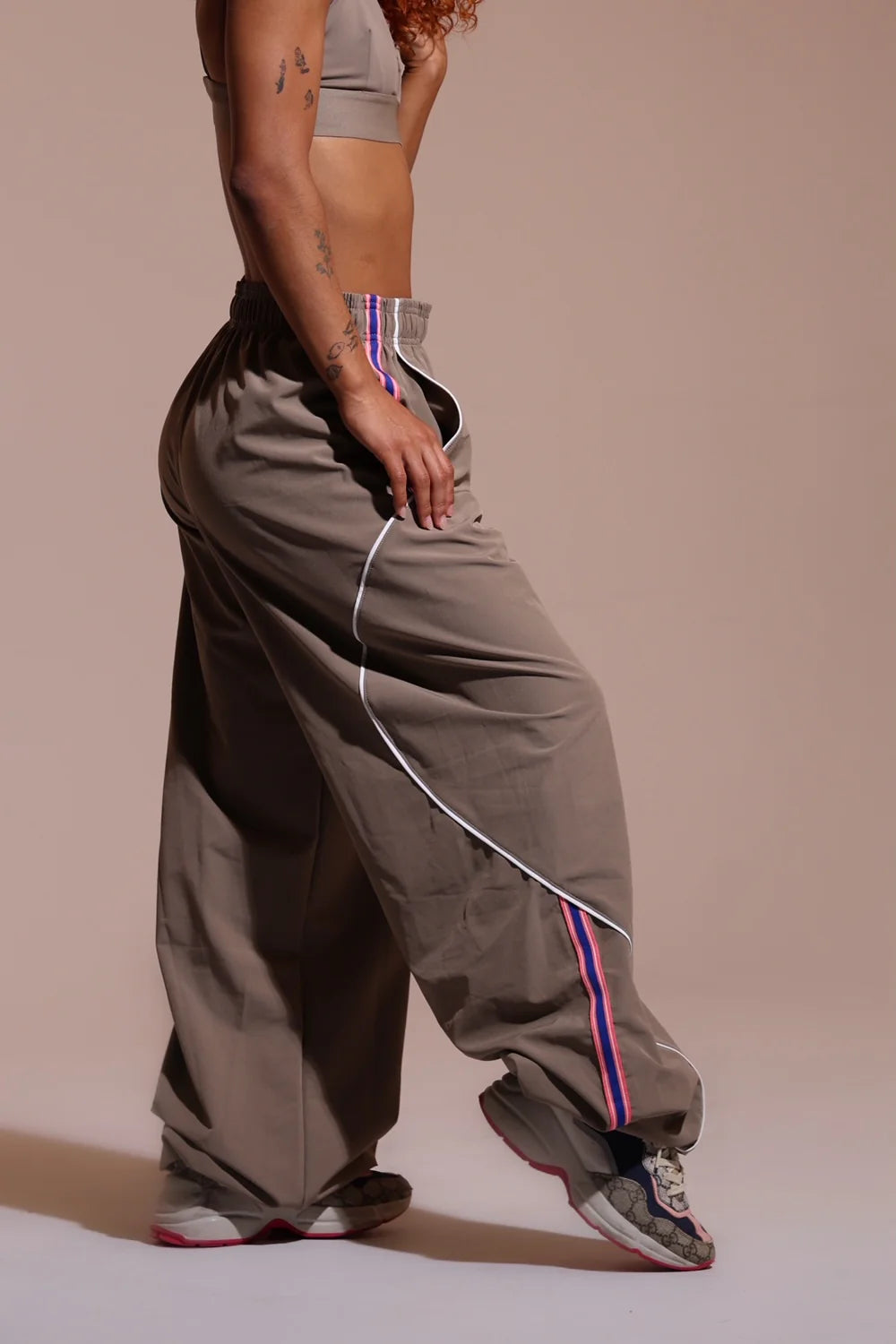 Disconnect Wide Leg Jogger - Dune