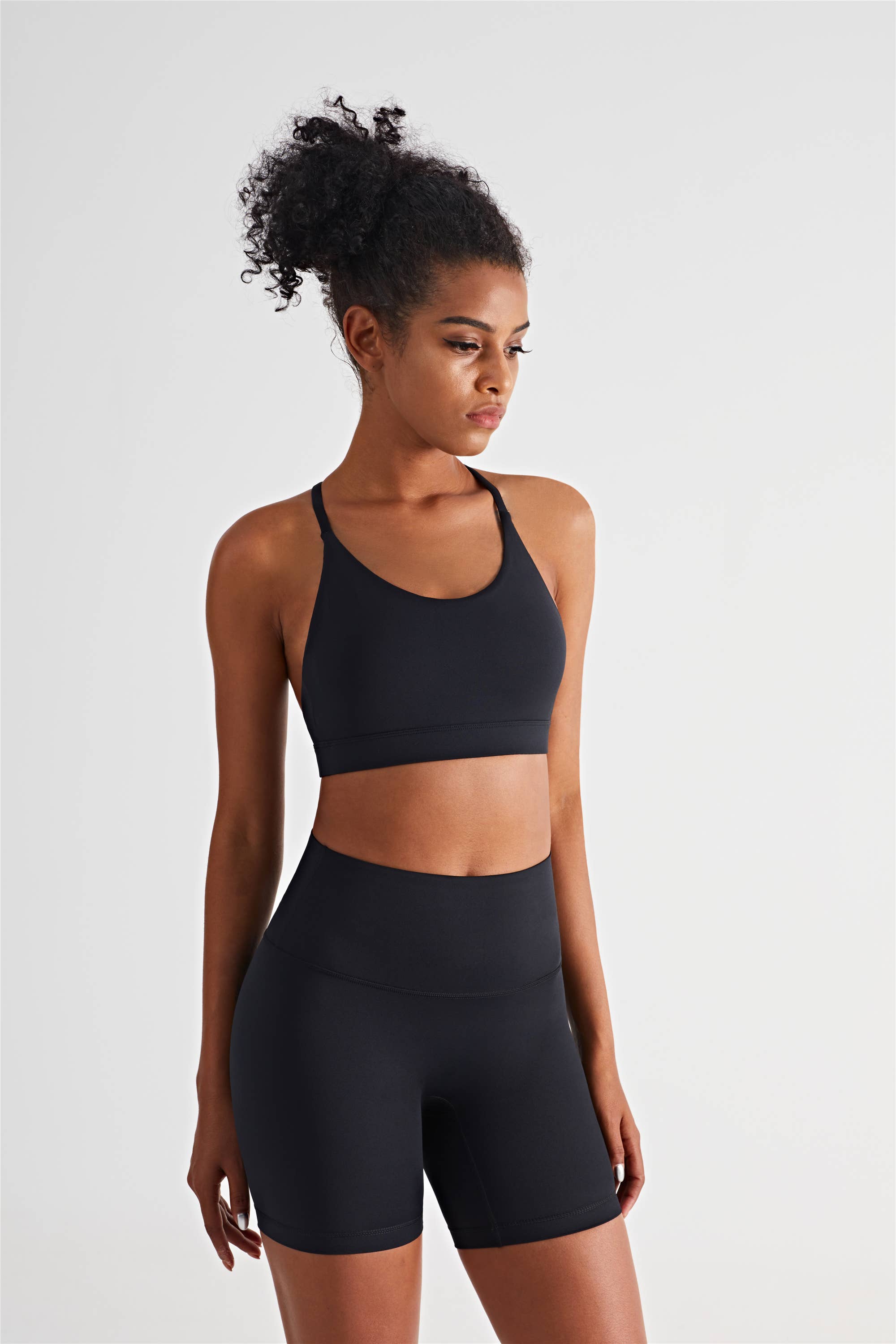 REVERIE - Luna triangle-back Sports Bra