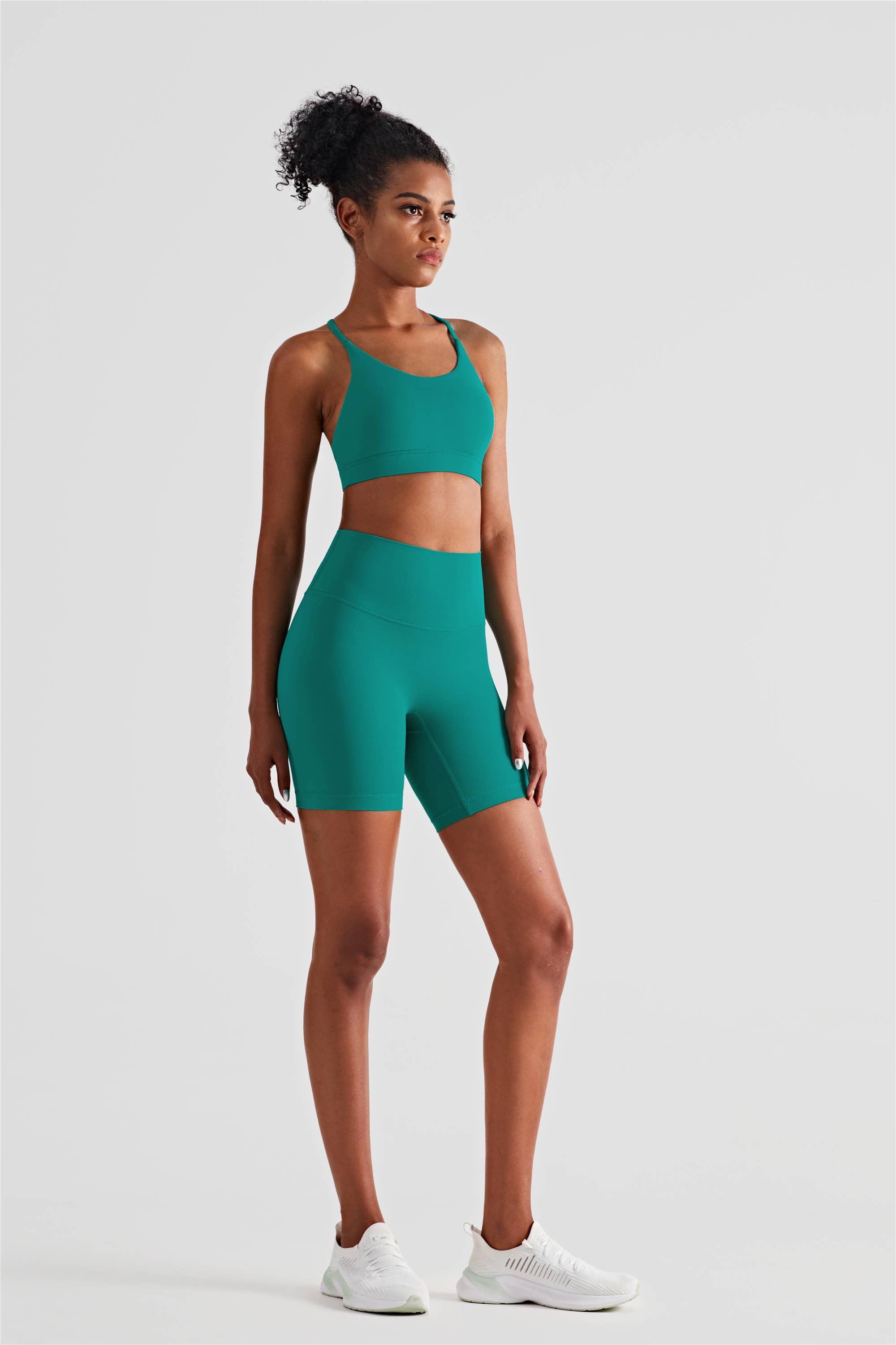 REVERIE - Luna triangle-back Sports Bra