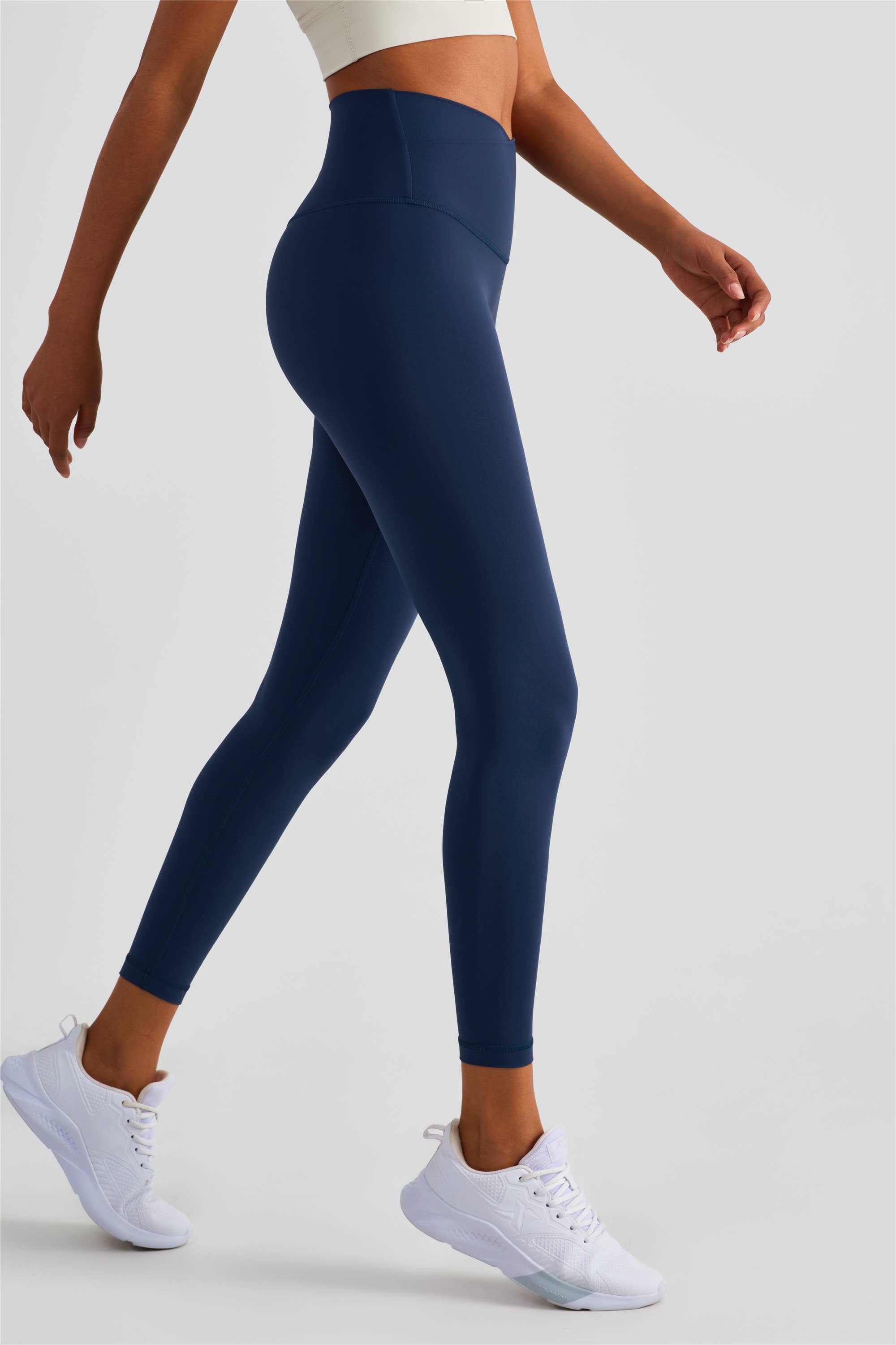 REVERIE - Naomi Cross Over High Waist Leggings